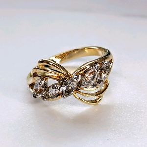 Vintage 14k Gold Bow Cocktail Ring